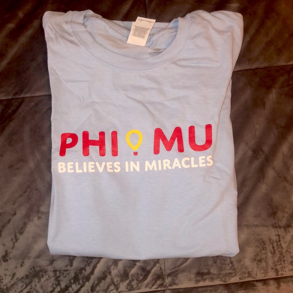 Phi Mu Believes in Miracles Tee